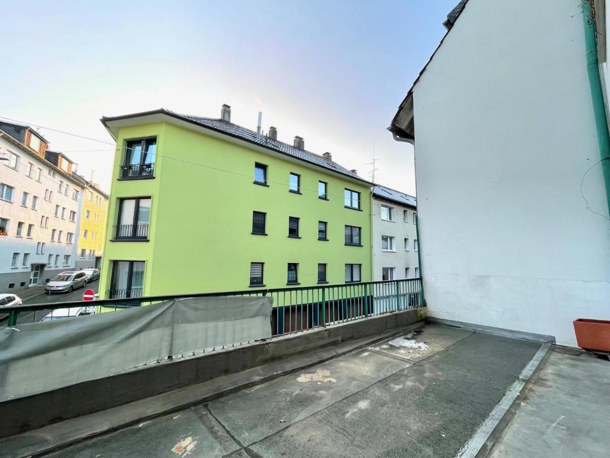 Downtown Apartment By Ninja Spaces - Kingsize-Bett, Kueche, Netflix, Terrasse Wuppertal Exterior photo